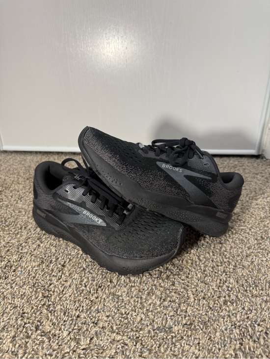 Brooks ghost 16 GTXMen 8.5  Athletic Running Shoes - Black